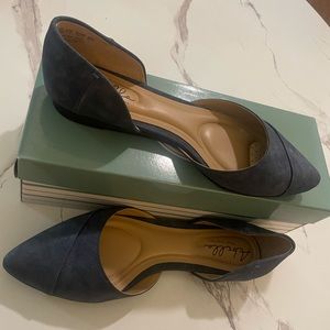 Navy blue Suede Flats